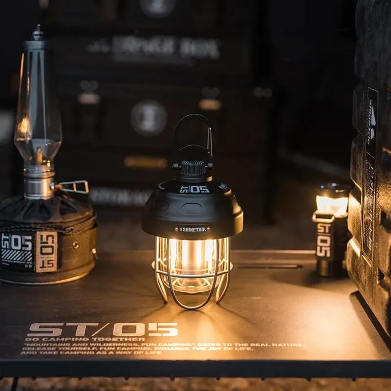 Metal Hanging Lantern 2000mAh Camping Light